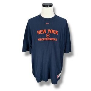 Vintage Nike New York NY Knicks T-Shirt Men’s 2XL XXL Blue Knickerbockers 90s